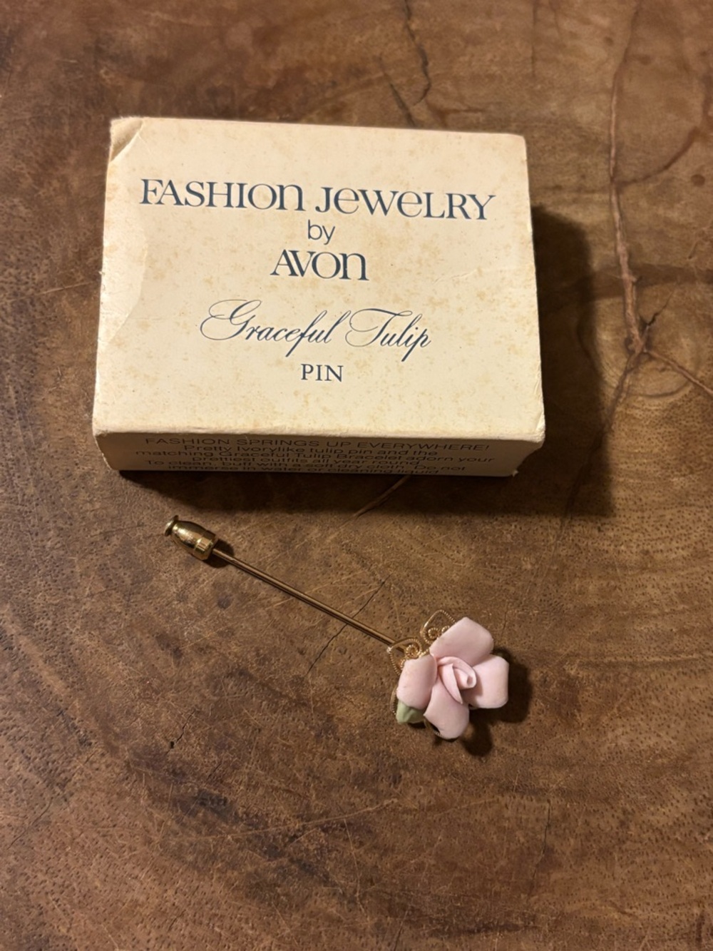 Avon Pink and Green Enamel Floral Stick Pin and Original Box - Picture 5 of 5